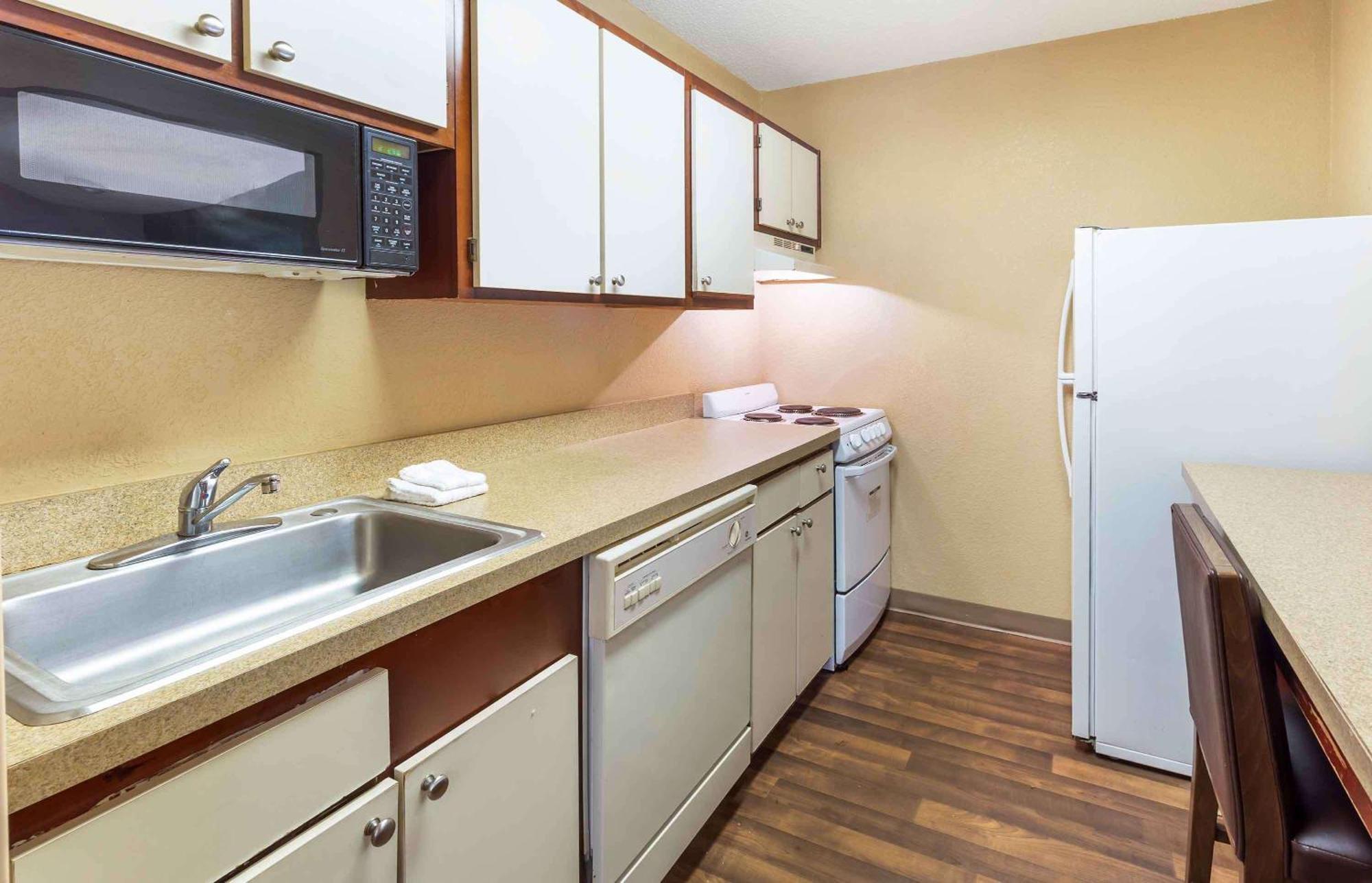 Extended Stay America Select Suites - Raleigh - Cary - Regency Parkway South Eksteriør bilde